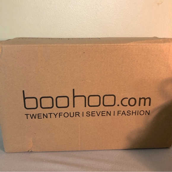 Woman’s lace up silver, high heels - Picture 7 of 7